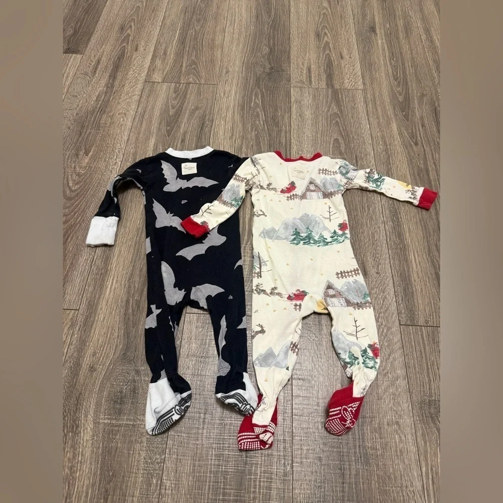 Burt’s Bees Baby Sleepers Footie Pajamas Halloween Christmas 0-6 Months